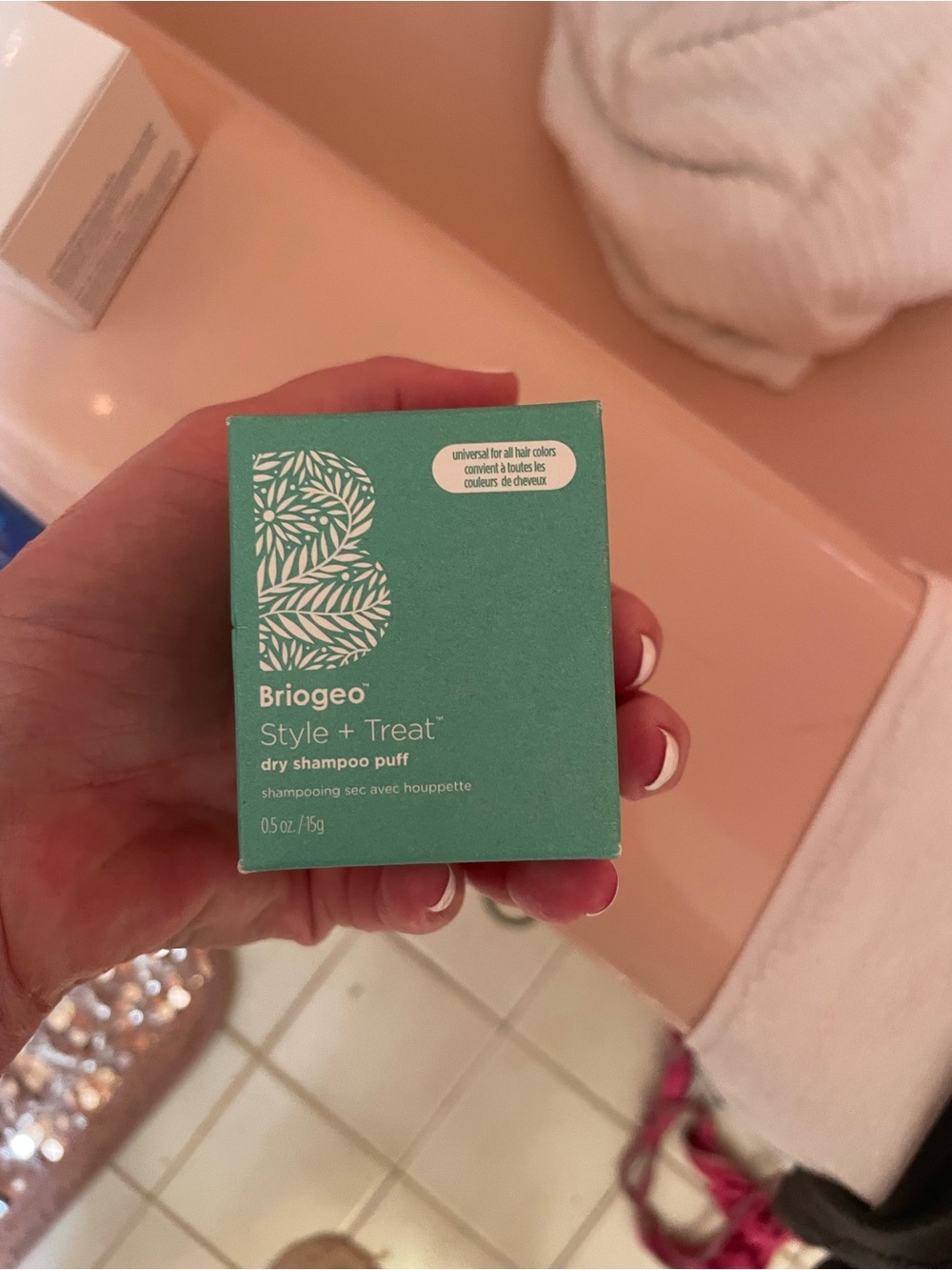 NWOT Briogeo Style + Treat Dry Shampoo Puff